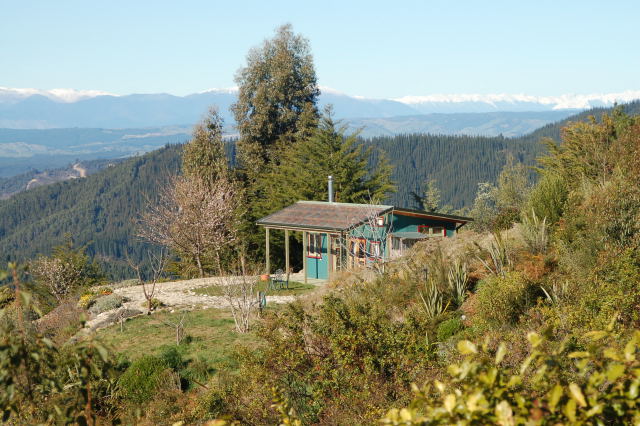 Hairy Hobbit Eco Cottage