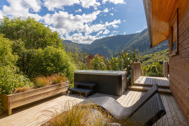 The Resurgence Luxury Eco Lodge - Hot Tub