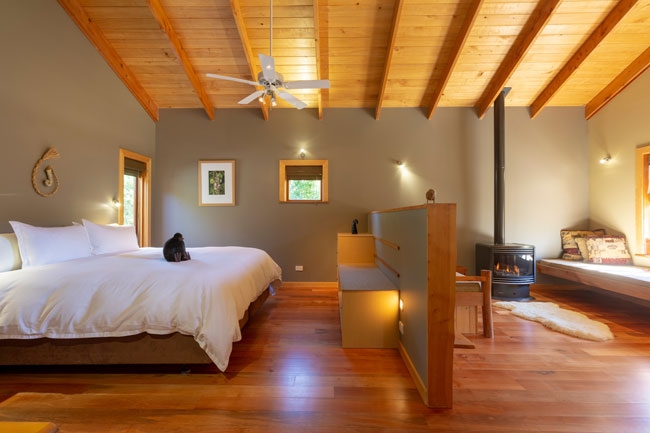 The Resurgence Luxury Eco Lodge - Bush Lodge interior