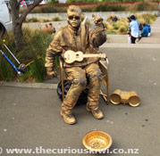 Living Statue at Harbourside Market