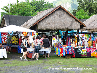 Punanga Nui Market