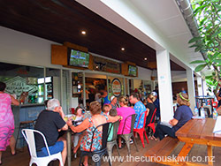 Mai'i Bar & Vili's Burger Joint